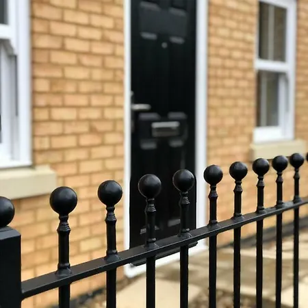 The Martins Apartamento Peterborough Exterior foto